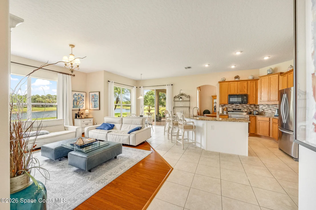 Photo of 241 Devlin Court SE