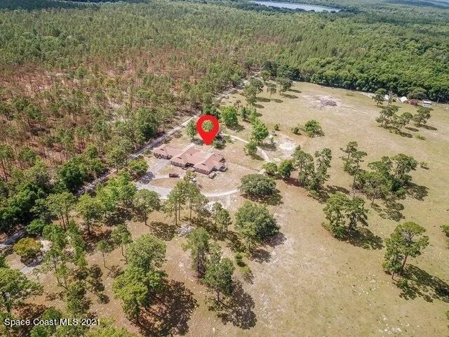 Photo of 685 State Road 26