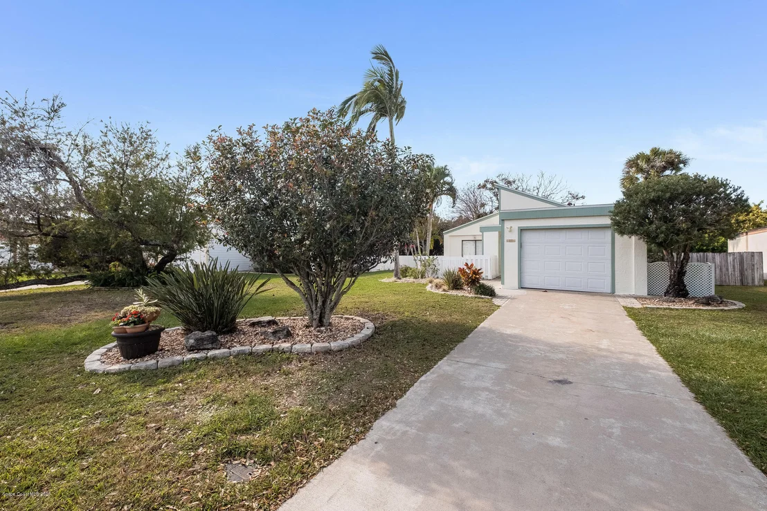 Photo of 142 Woodside Drive