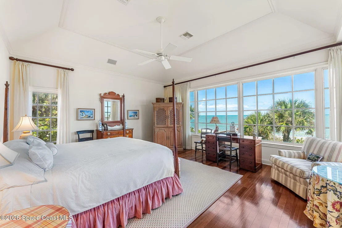 Photo of 680 Ocean Road