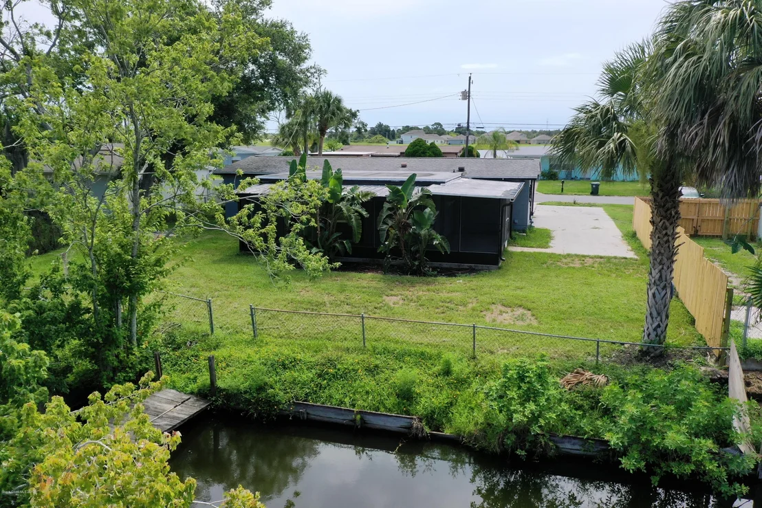 Photo of 1281 Estridge Drive
