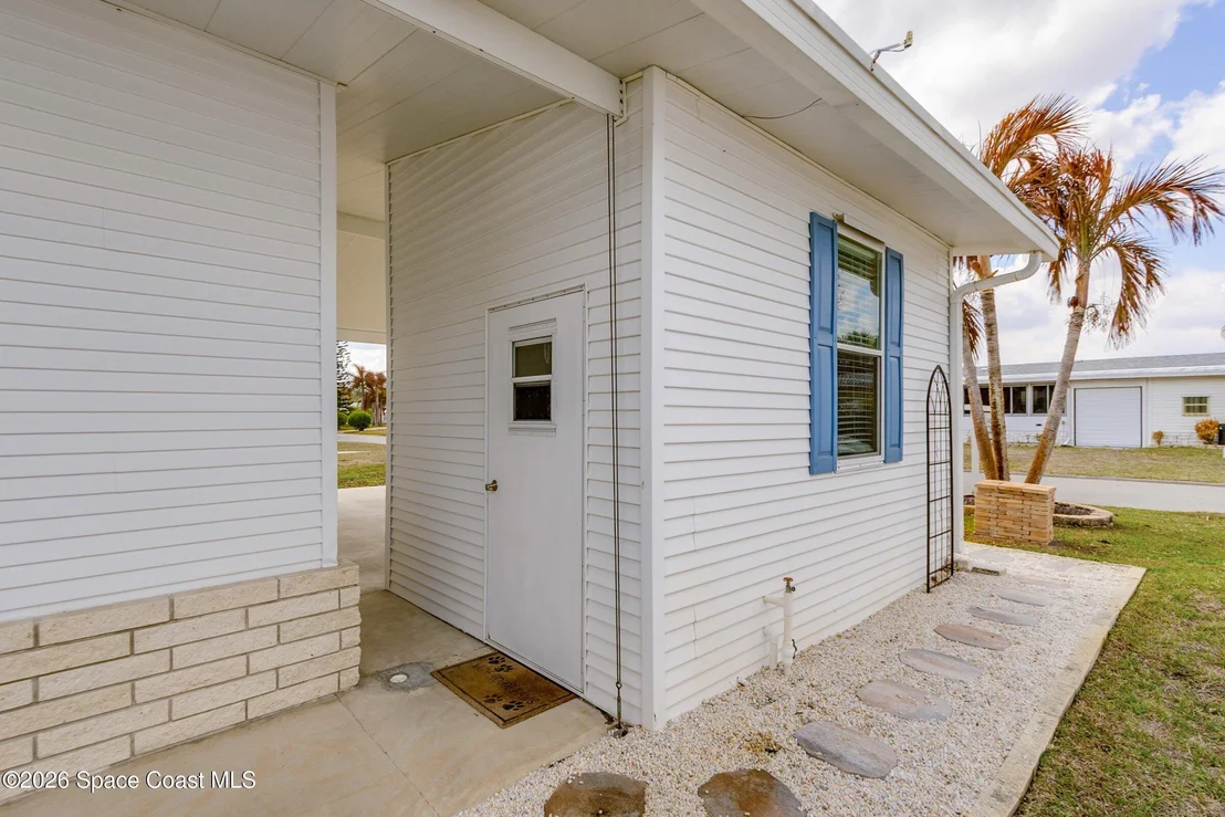 Photo of 859 Tamarind Circle