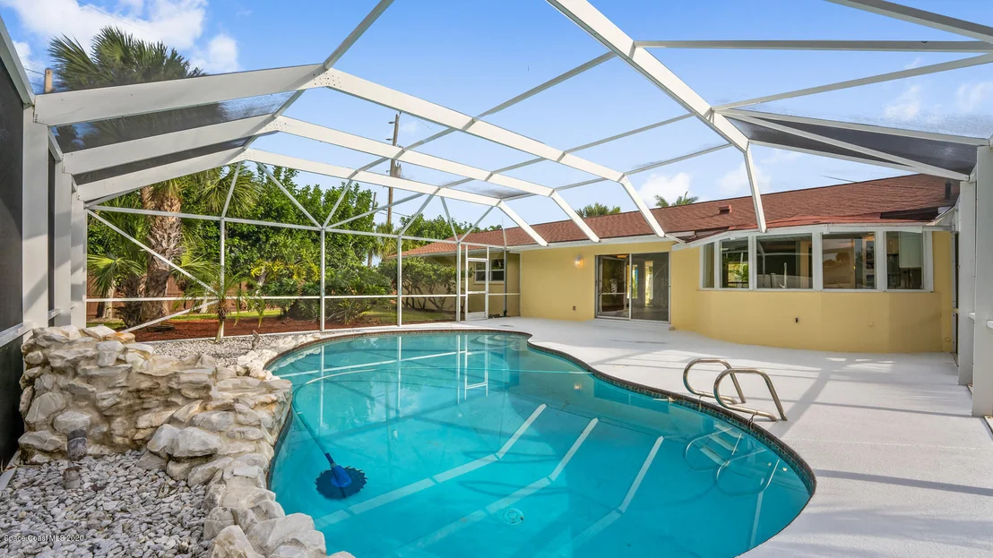 Photo of 304 Sand Pine Road