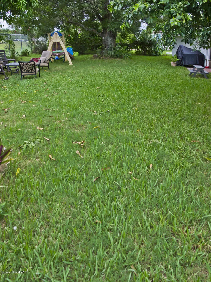 Photo of 1773 Ixora Drive W