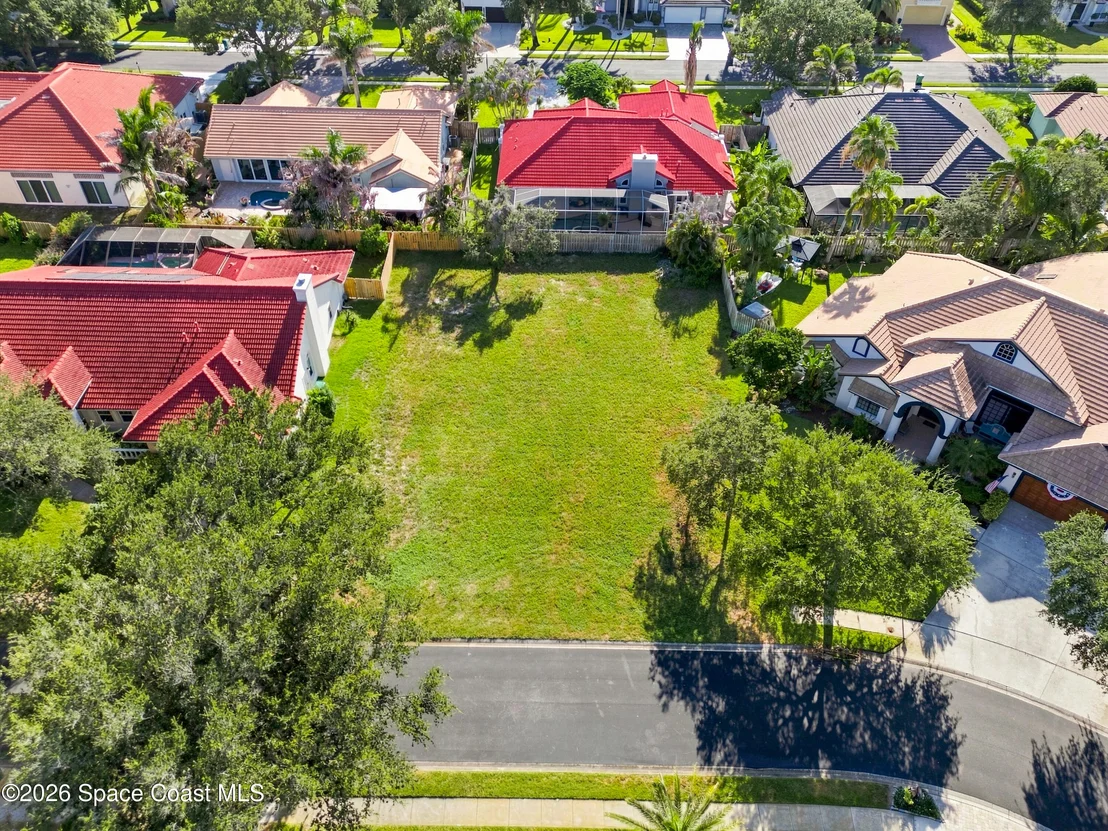 Photo of 565 Newport Drive