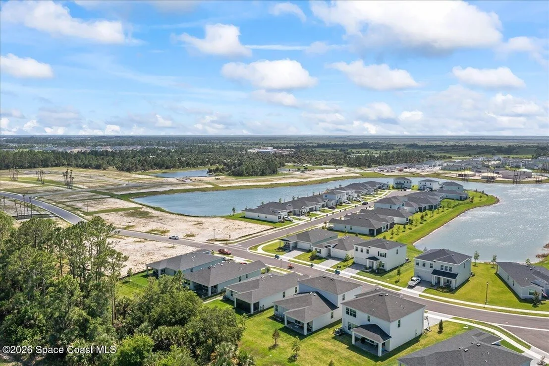 Photo of 1731 Marigold Trail NW