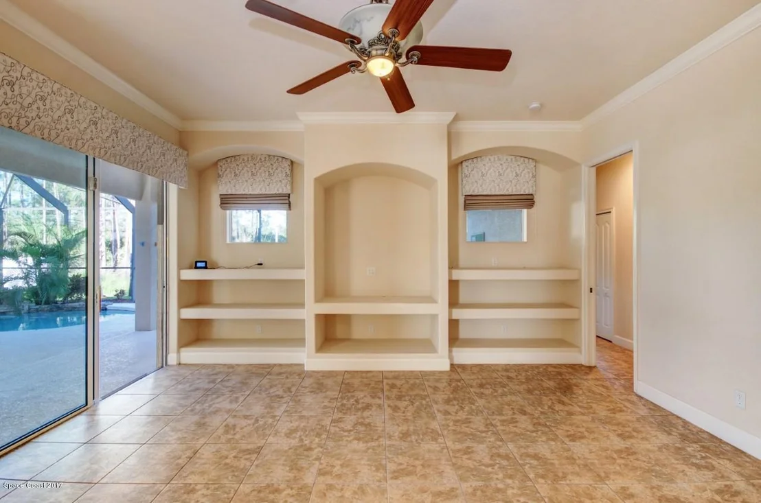 Photo of 2137 Windbrook Drive SE