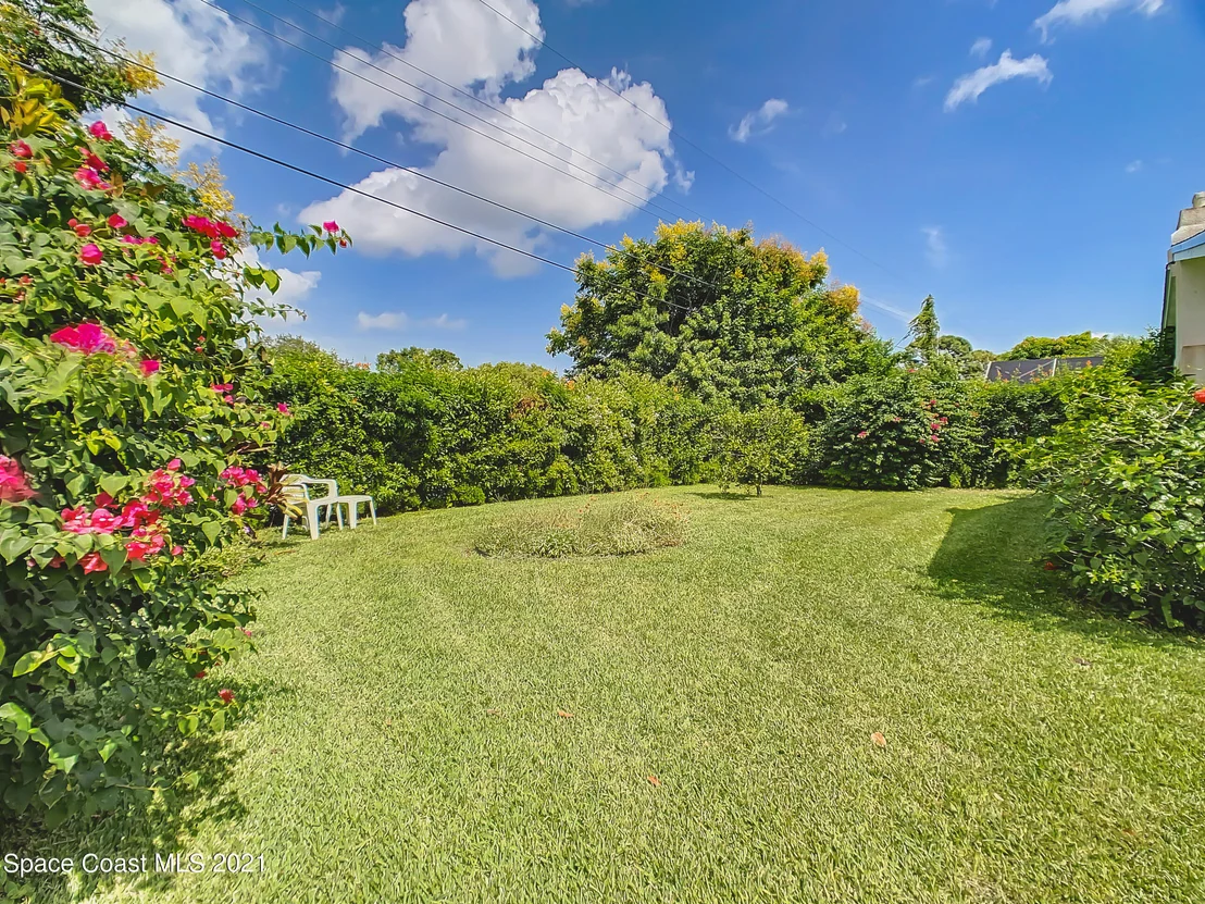 Photo of 940 Forest Road