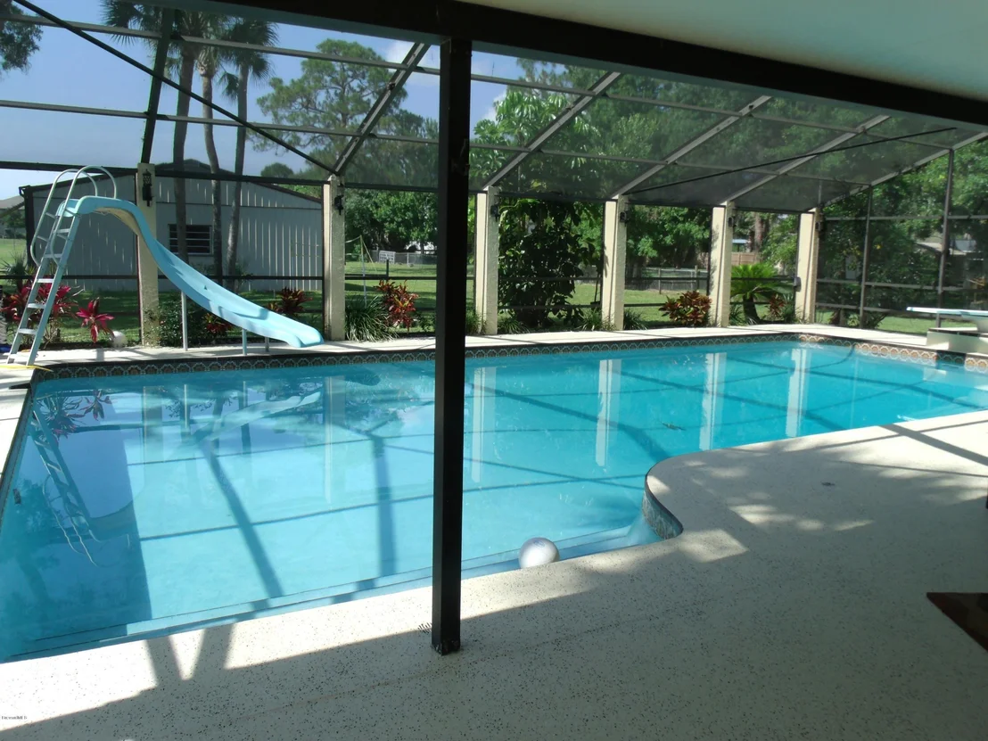 Photo of 4500 Rector Road