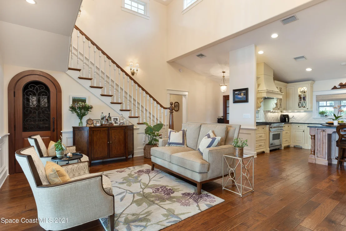 Photo of 857 Indian River Drive