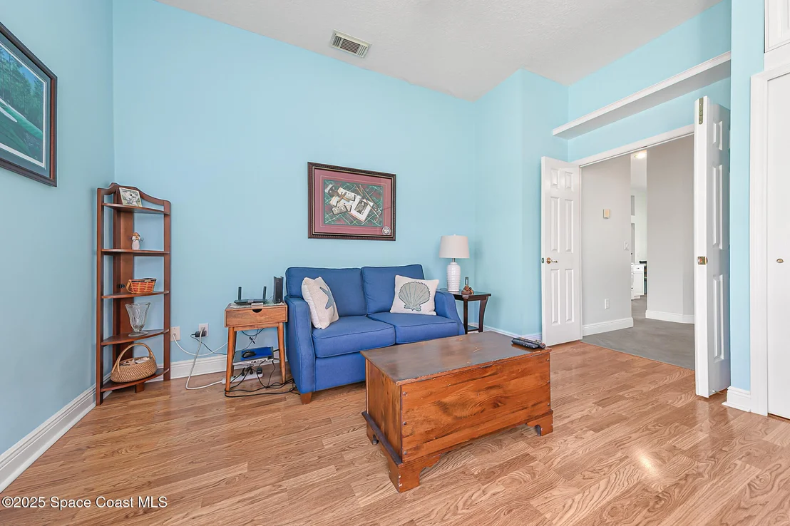 Photo of 2596 Addington Circle