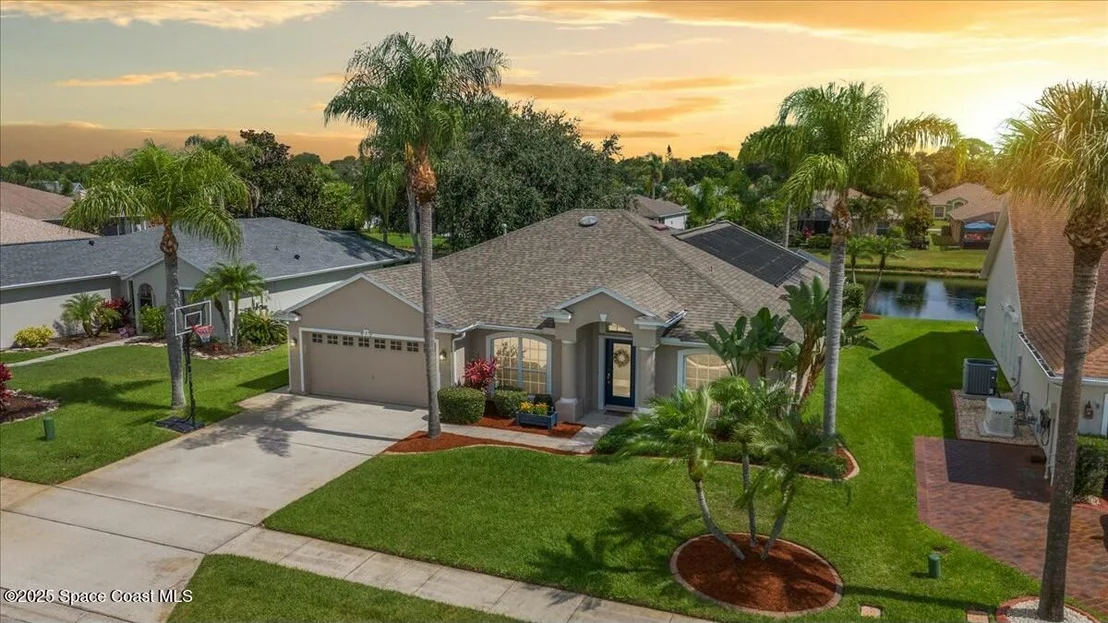 Photo of 972 Sabal Grove Drive