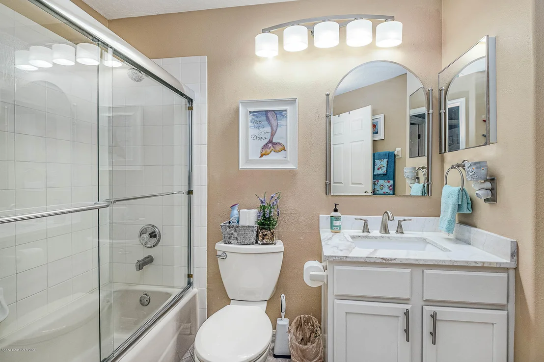 Photo of 5058 Alamanda Drive