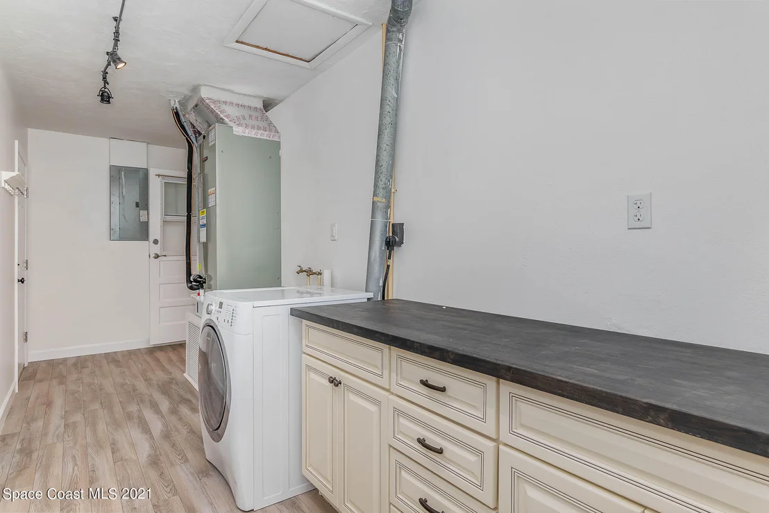 Photo of 242 Miami Avenue