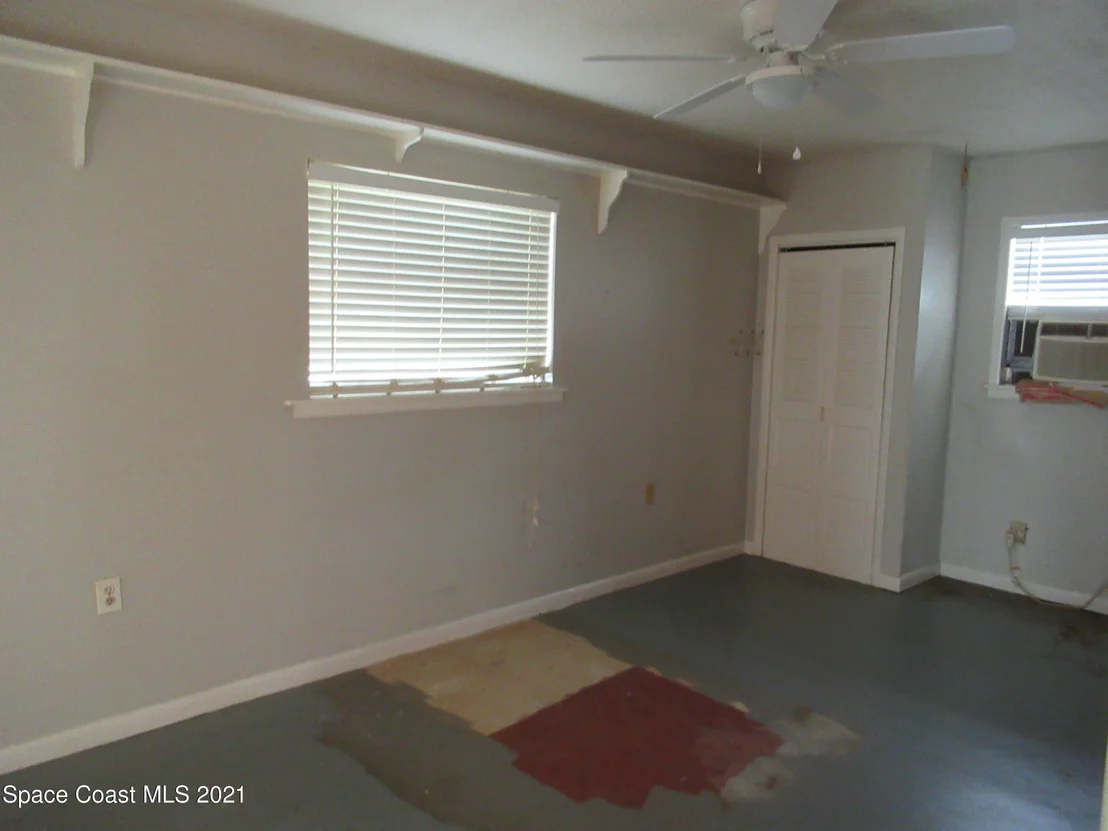 Photo of 2913 Notre Dame Avenue