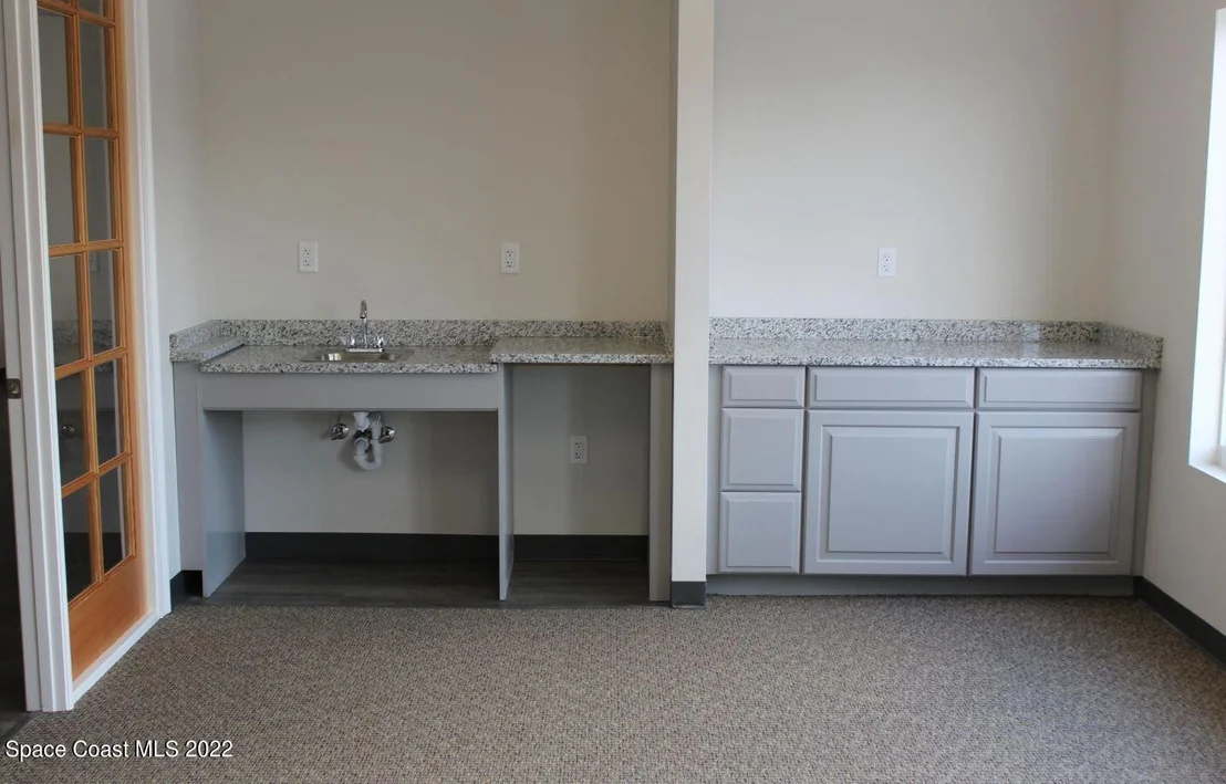 Photo of Unit 101 at 3155 Suntree Boulevard
