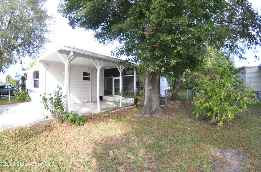 Photo of 1056 Wren Circle