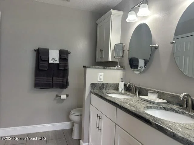 Photo of 2572 Addington Circle