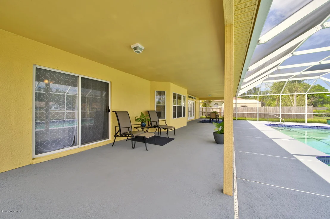 Photo of 1468 Wellington Circle