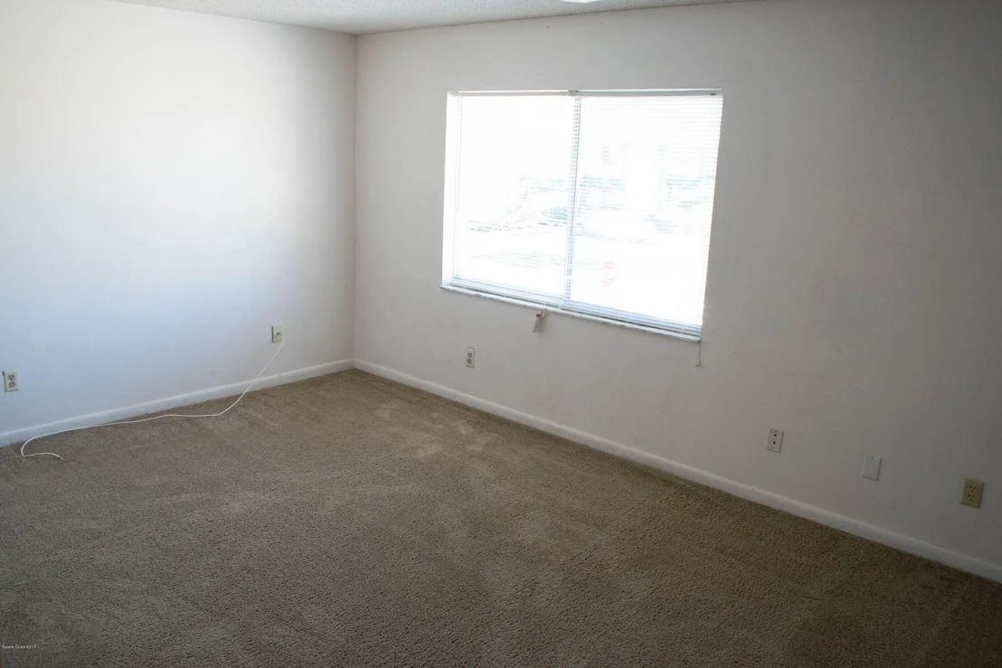 Photo of Unit L45 at 1882 Murrell Road