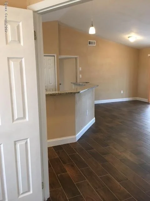Photo of 6460 Manila Drive