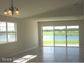 Photo of 3484 Hyperion Way SE