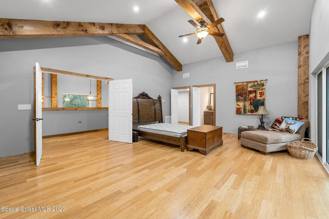 Photo of 1370 Gopher Slough Road