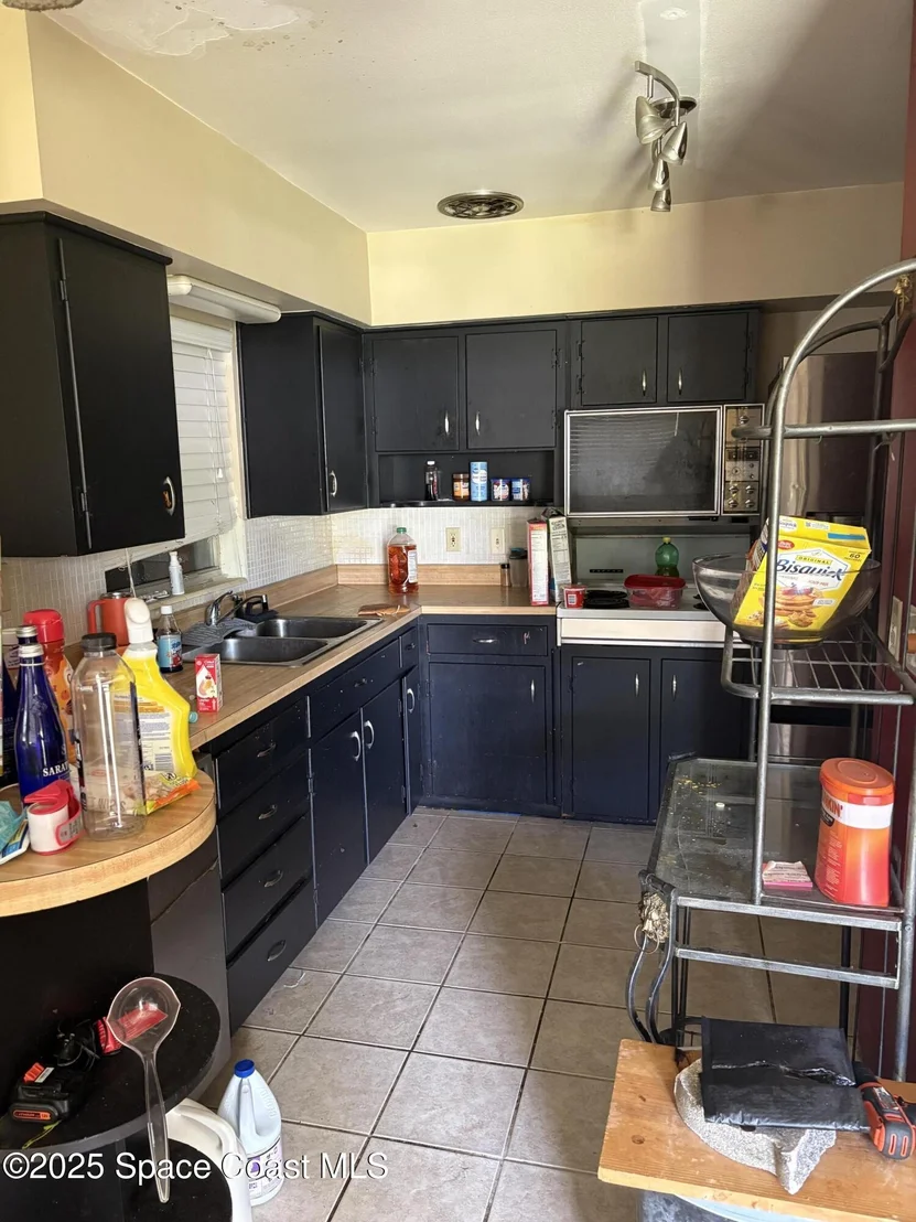 Photo of 1441 Hillcrest Drive