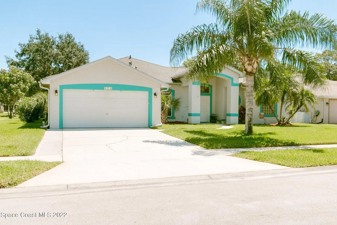 Photo of 874 Shoshone Lane