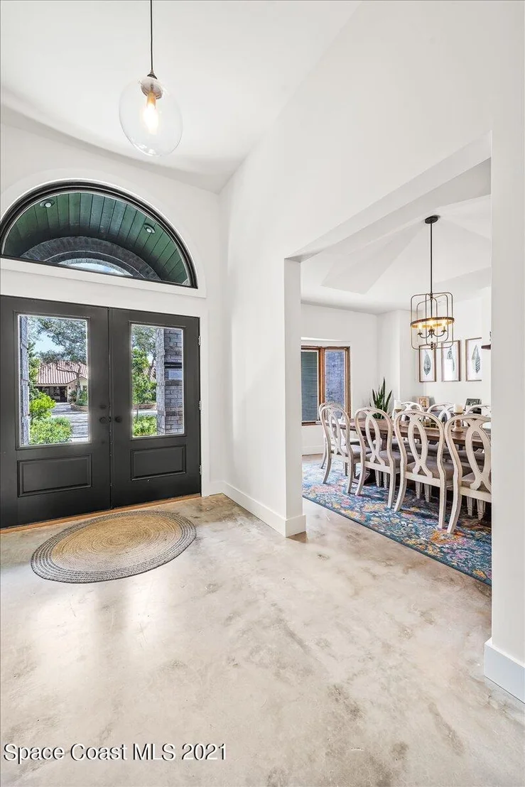 Photo of 629 Hummingbird Drive