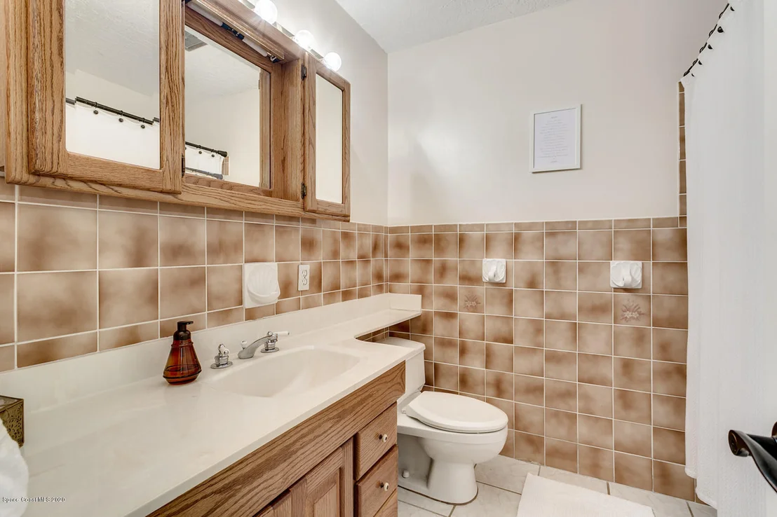 Photo of 1221 Rivermont Drive