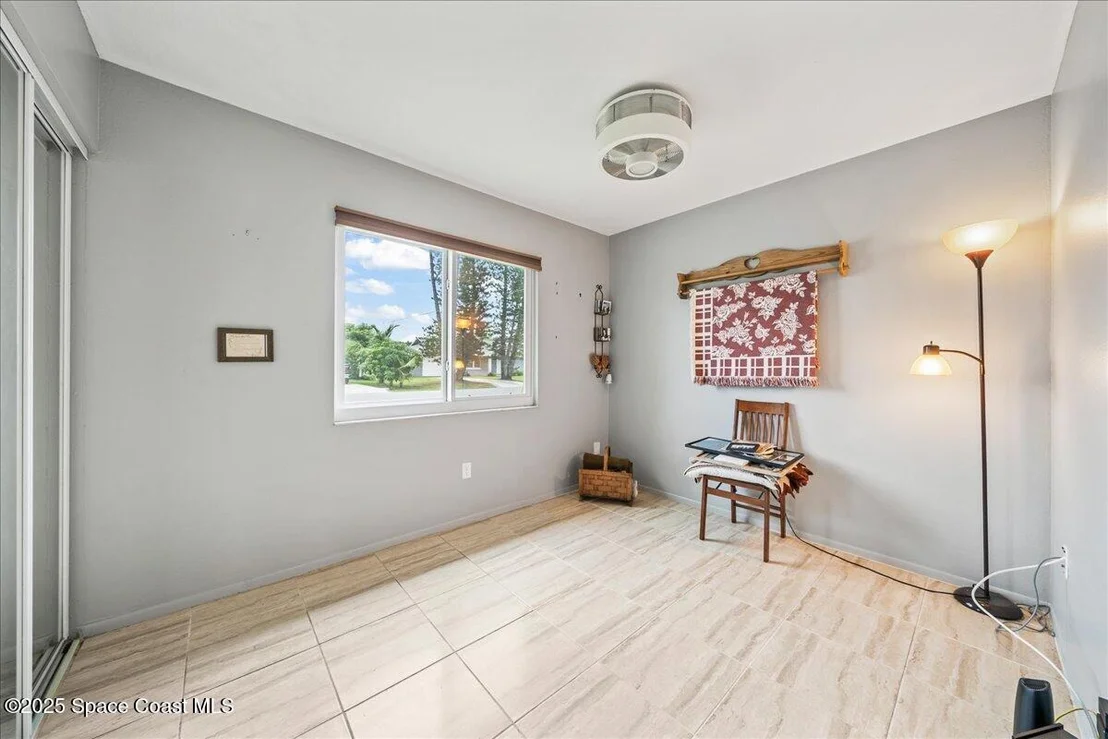 Photo of 712 Brevity Avenue NE