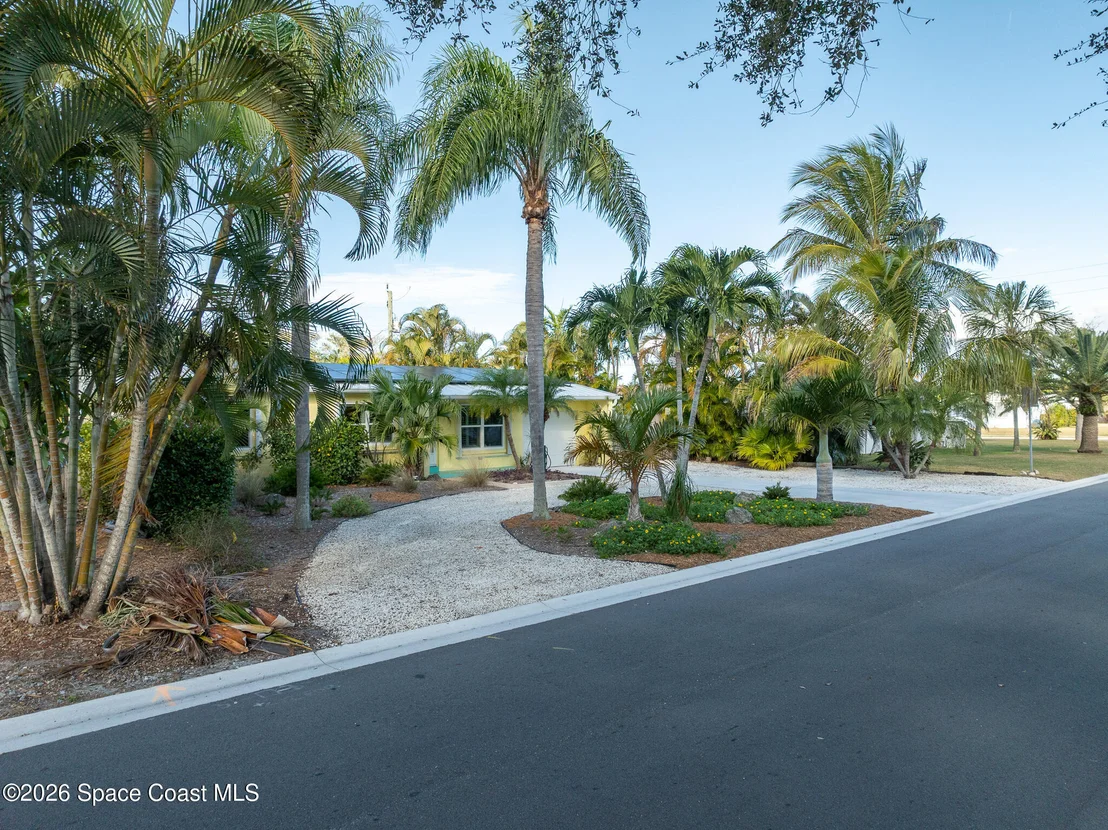 Photo of 440 Pelican Drive