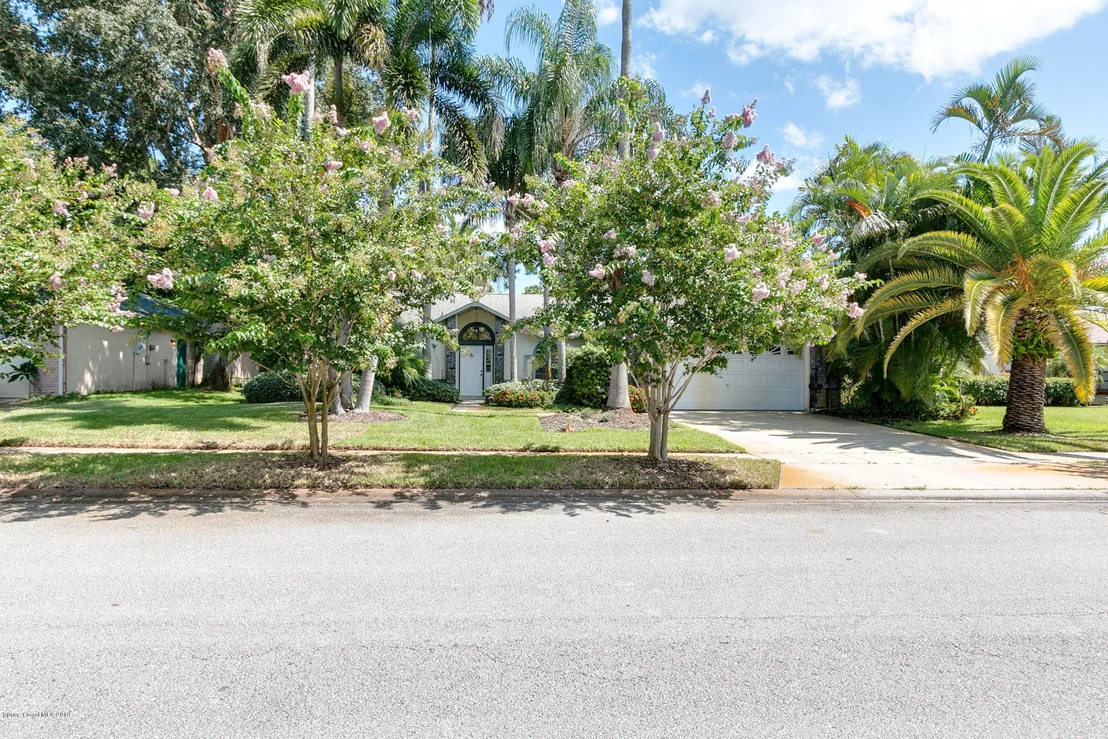 Photo of 854 Spirea Drive