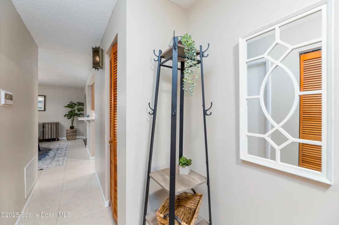 Photo of 1368 Gleneagles Way