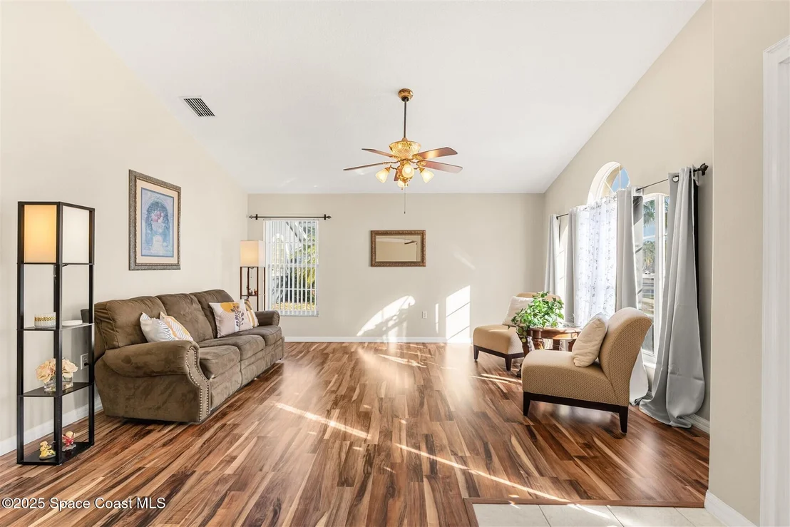 Photo of 5188 Wexford Drive