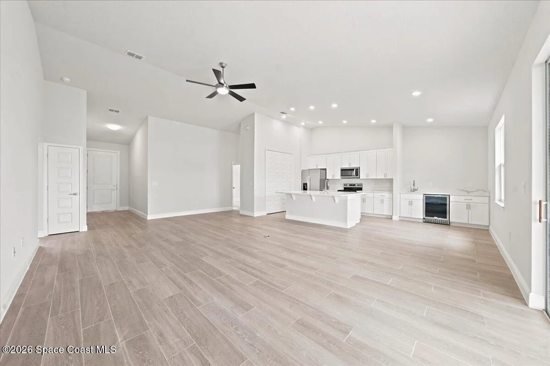 Photo of 2695 Carson Drive SE