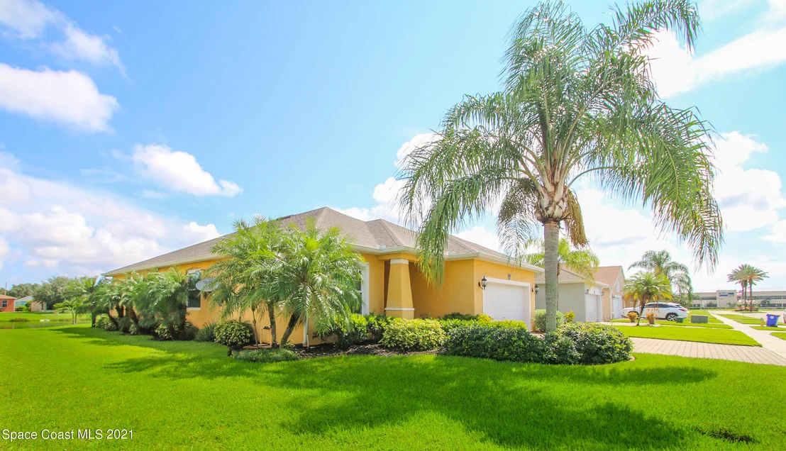Photo of 1462 Hemingway Boulevard