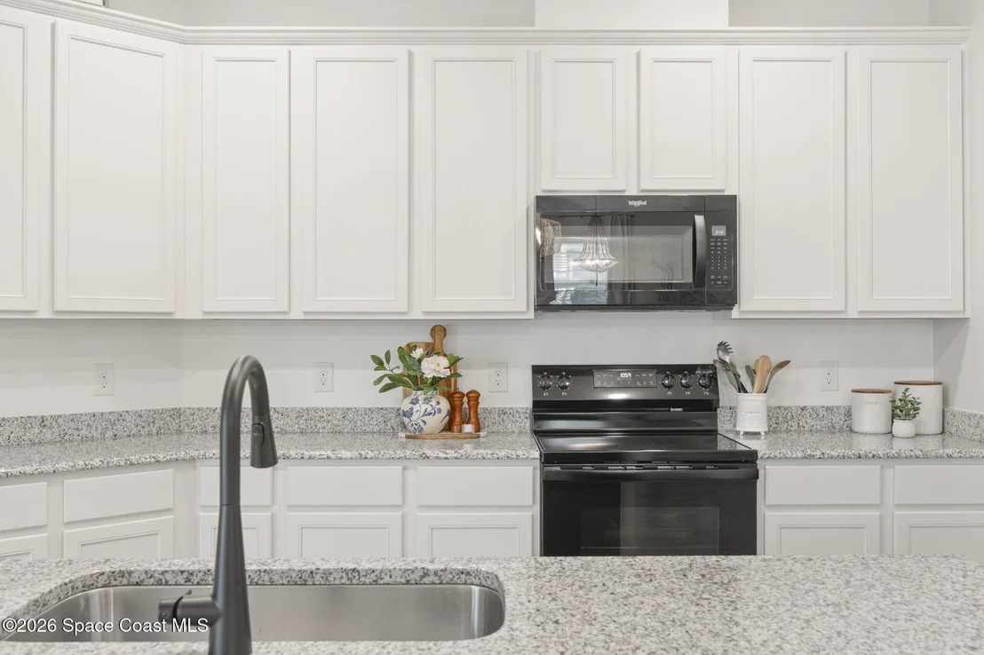 Photo of 975 Potenza Drive