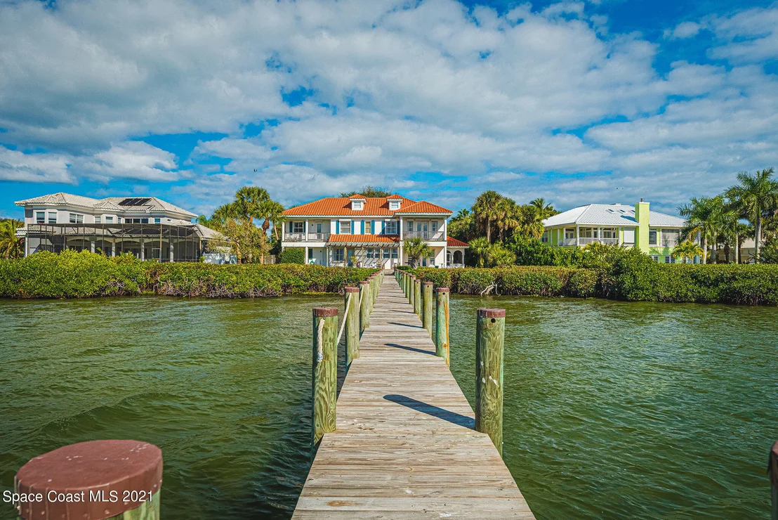 Photo of 176 Bayshore Drive