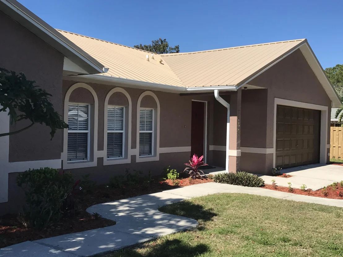 Photo of 7230 Pluto Avenue