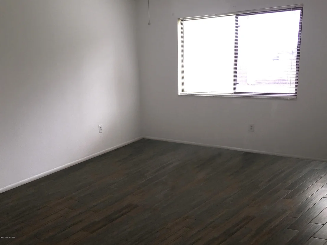 Photo of 928 Sable Circle SE