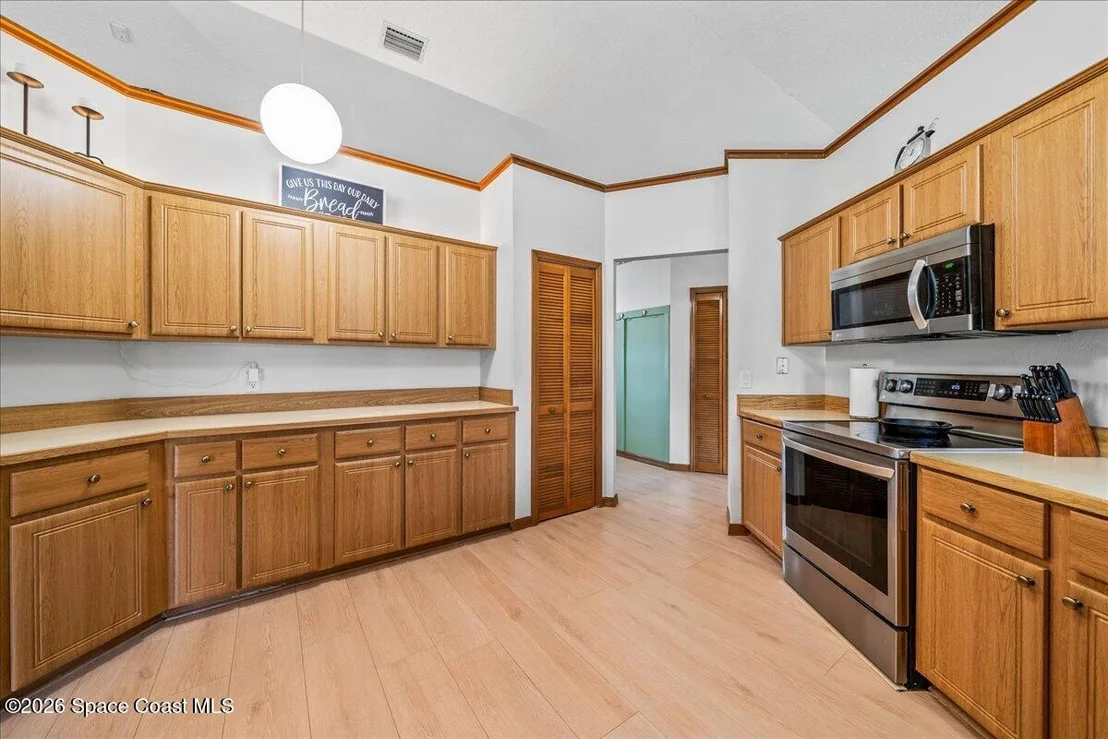 Photo of 2794 Nobility Avenue