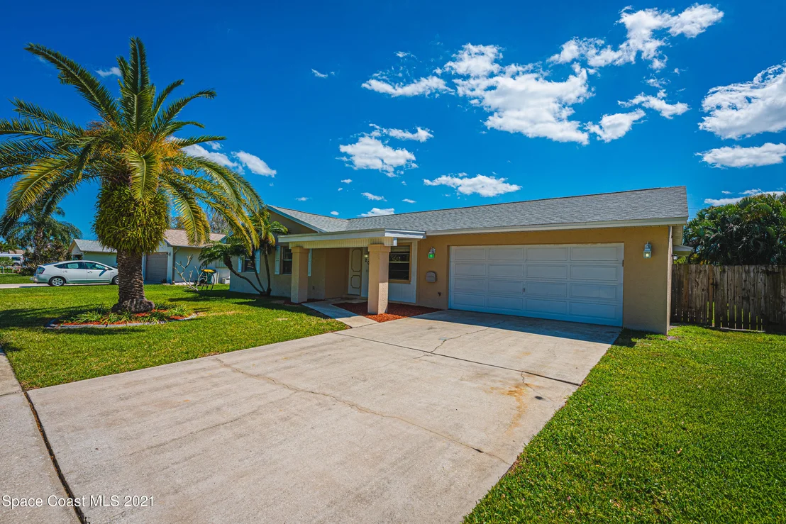 Photo of 2021 Tallpine Road
