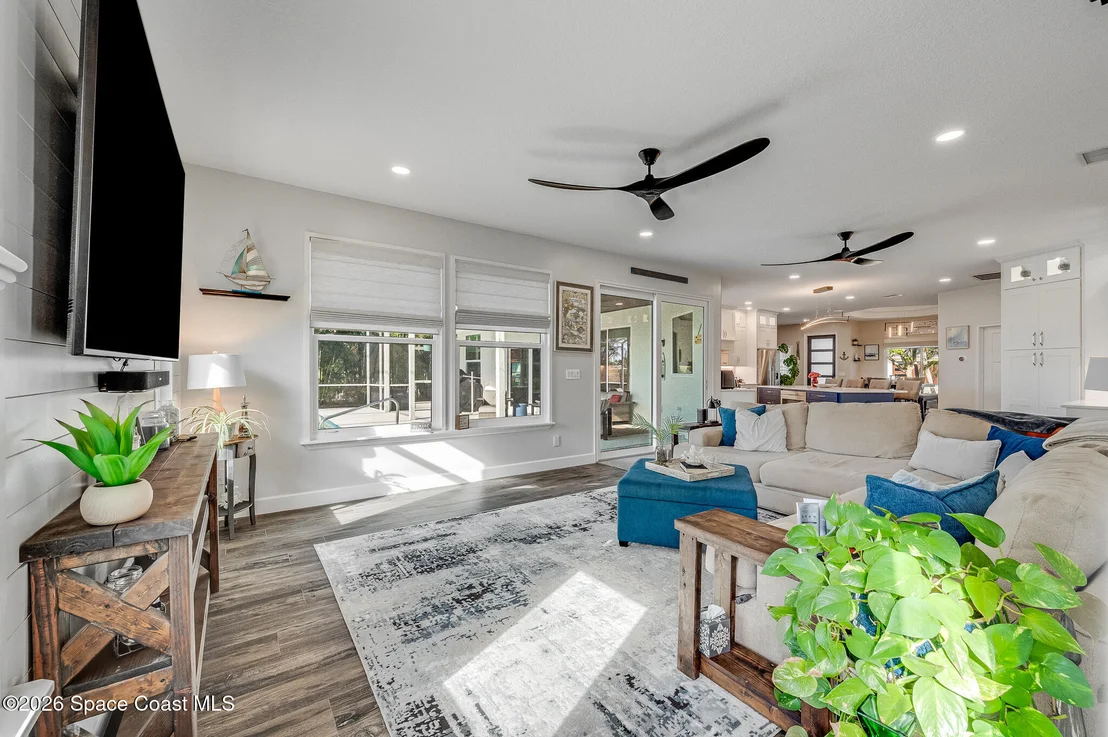 Photo of 447 Sandy Key