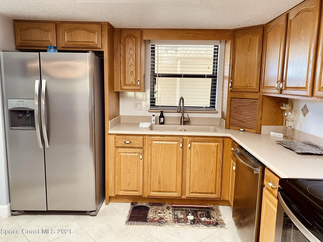 Photo of Unit 1233 at 305 Tangle Run Boulevard