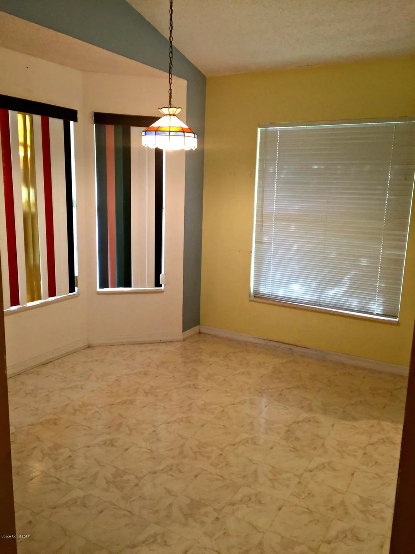Photo of 3935 Saint Armens Circle