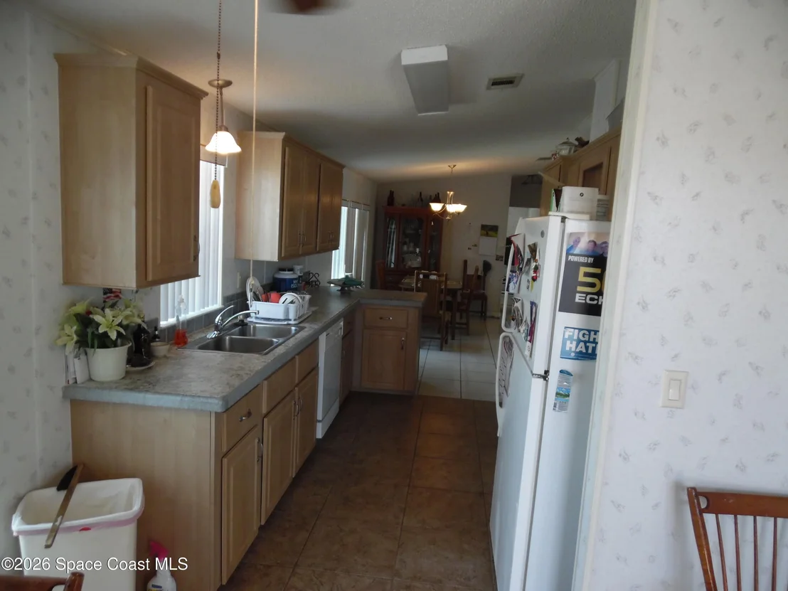 Photo of 839 Wren Circle