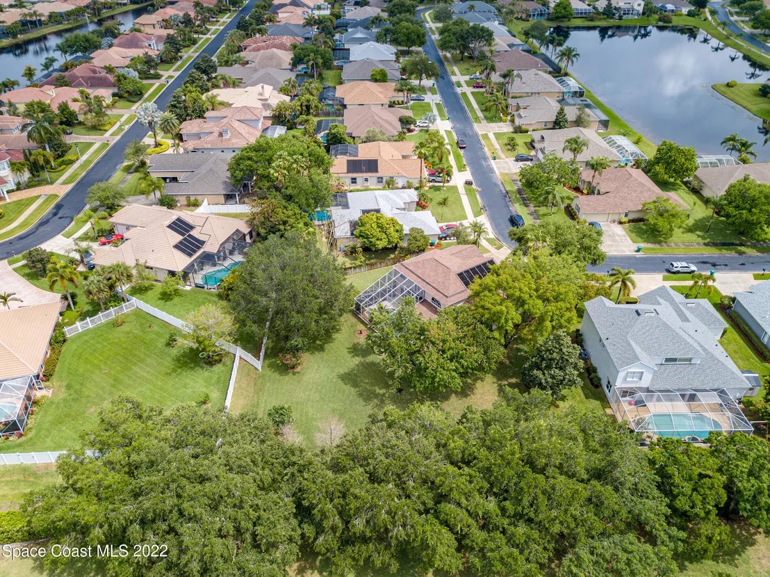 Photo of 6047 Arlington Circle