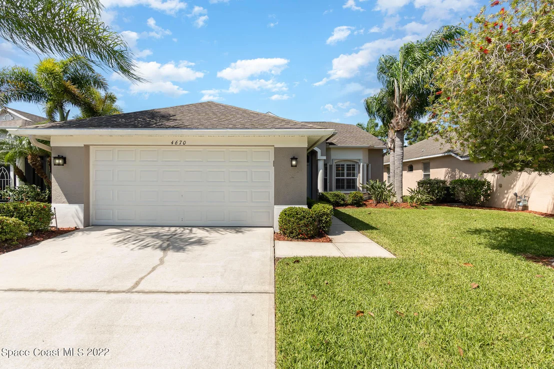 Photo of 4670 Portage Trail